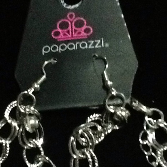 Necklace - Picture 3 of 3